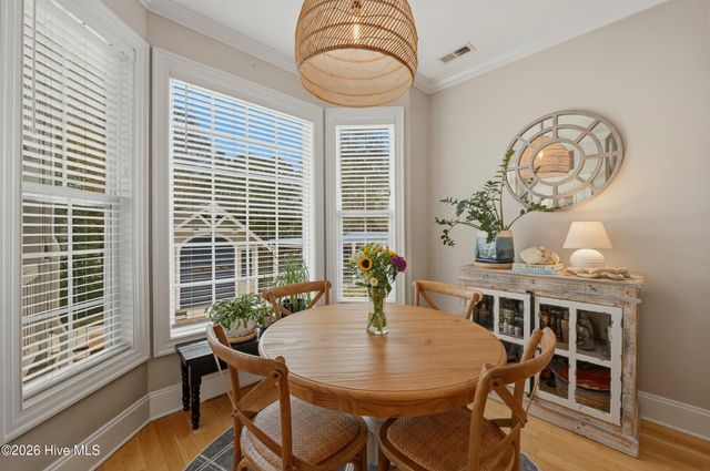 100 Cove Side Lane, Hampstead, NC 28443