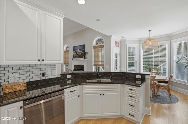 100 Cove Side Lane, Hampstead, NC 28443