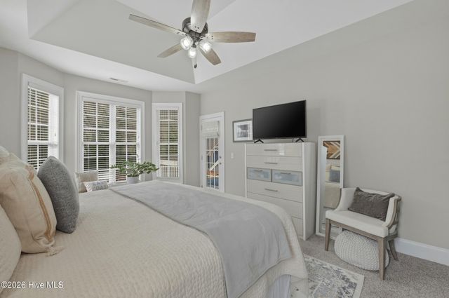 100 Cove Side Lane, Hampstead, NC 28443