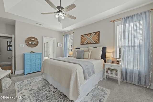 100 Cove Side Lane, Hampstead, NC 28443