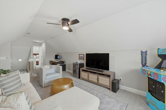 100 Cove Side Lane, Hampstead, NC 28443