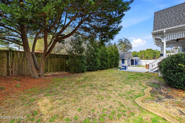 100 Cove Side Lane, Hampstead, NC 28443