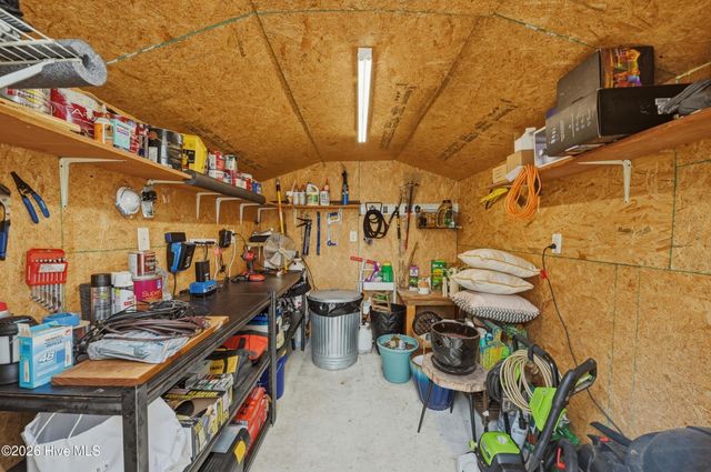 100 Cove Side Lane, Hampstead, NC 28443