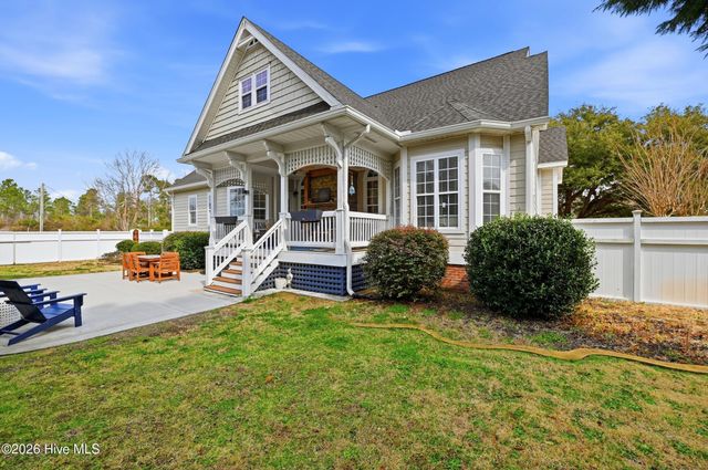 100 Cove Side Lane, Hampstead, NC 28443