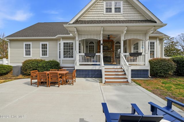 100 Cove Side Lane, Hampstead, NC 28443