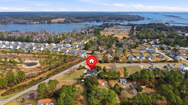 100 Cove Side Lane, Hampstead, NC 28443