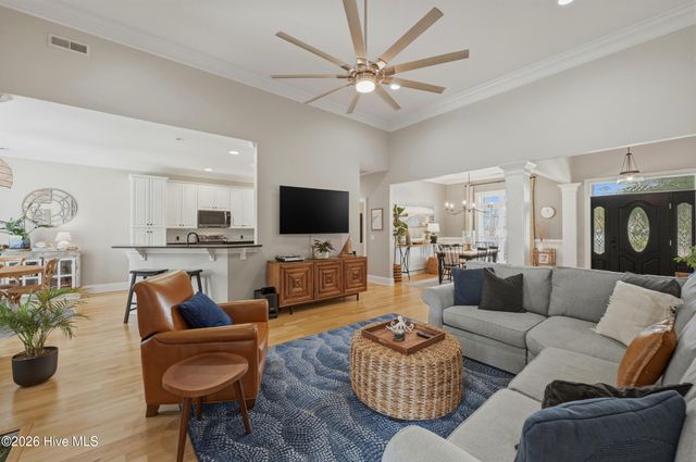 100 Cove Side Lane, Hampstead, NC 28443