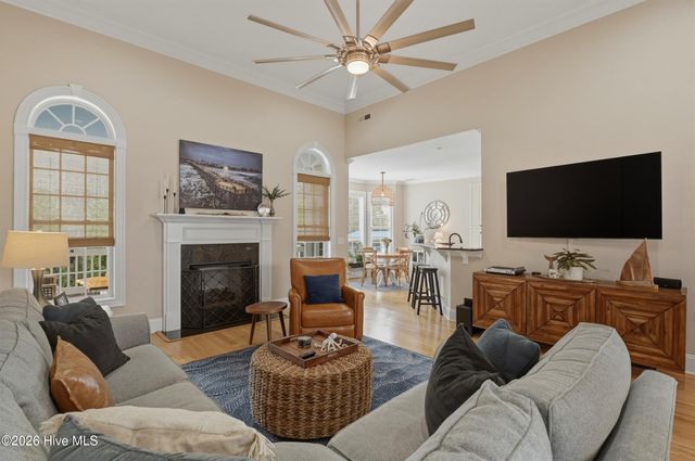 100 Cove Side Lane, Hampstead, NC 28443