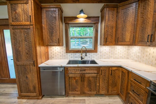 375 Ridge Brook Drive, Morganton, GA 30560