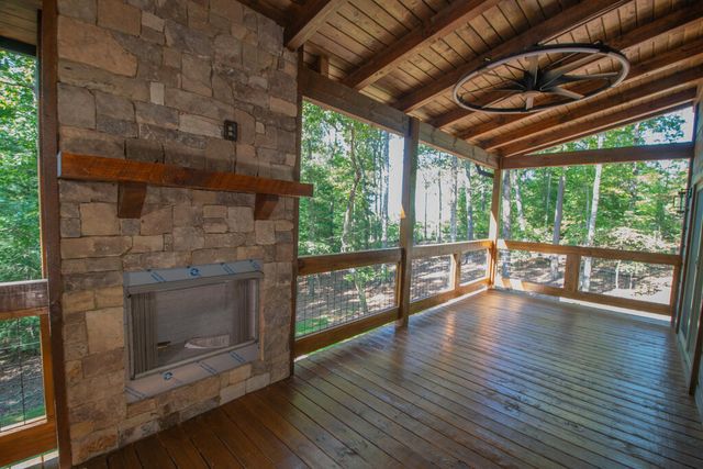 375 Ridge Brook Drive, Morganton, GA 30560