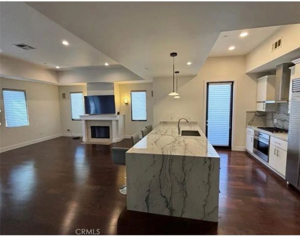 4440 Talofa Avenue 301, North Hollywood, CA 91602