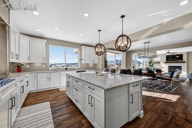 2015 Walnut Creek Court, Colorado Springs, CO 80921