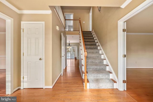 64 WALNUT FARMS PKWY, Fredericksburg, VA 22405