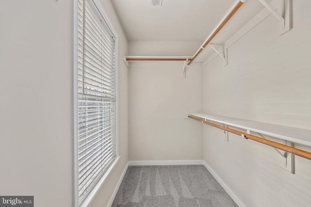 64 WALNUT FARMS PKWY, Fredericksburg, VA 22405