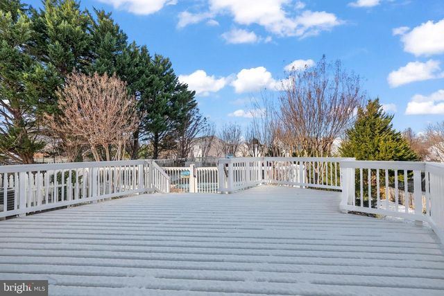 64 WALNUT FARMS PKWY, Fredericksburg, VA 22405