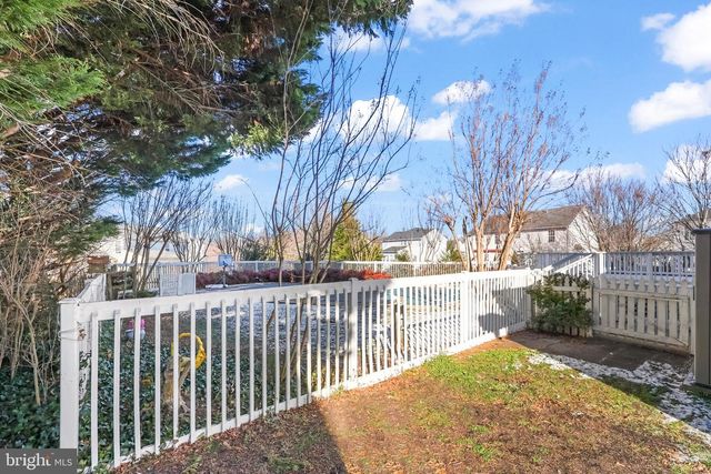 64 WALNUT FARMS PKWY, Fredericksburg, VA 22405