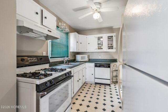 624 S Manetta Drive, Point Pleasant, NJ 08742