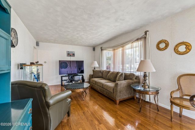 624 S Manetta Drive, Point Pleasant, NJ 08742