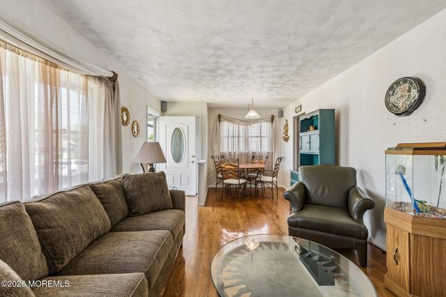 624 S Manetta Drive, Point Pleasant, NJ 08742