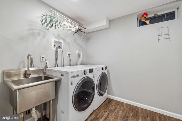 8 AMYS WAY CT, Baltimore, MD 21234