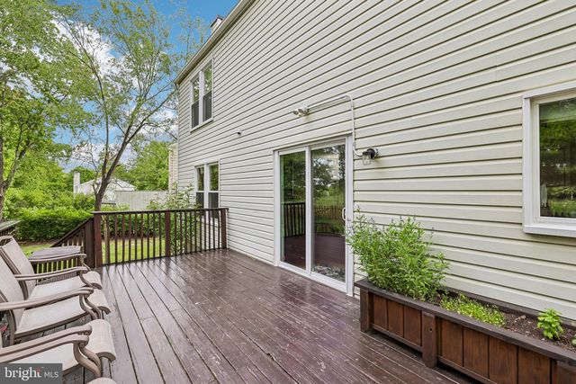 8 AMYS WAY CT, Baltimore, MD 21234