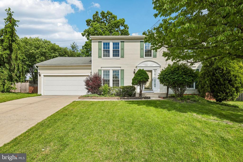 8 AMYS WAY CT, Baltimore, MD 21234