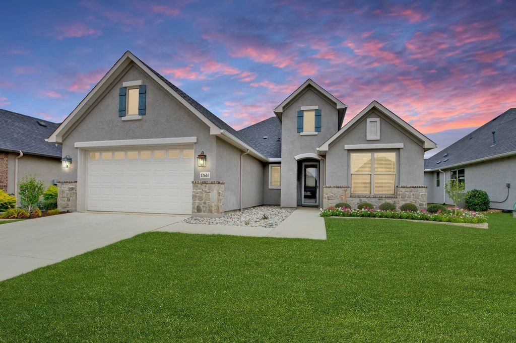 12616 Copper Ore Way, Denton, TX 76207