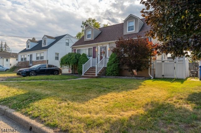 34 Harper St, Piscataway Twp., NJ 08854