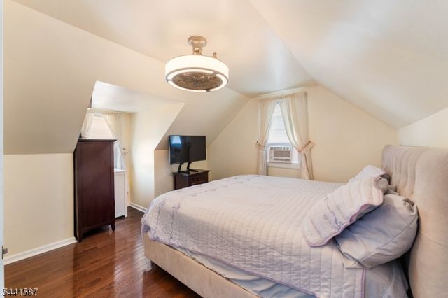 34 Harper St, Piscataway Twp., NJ 08854