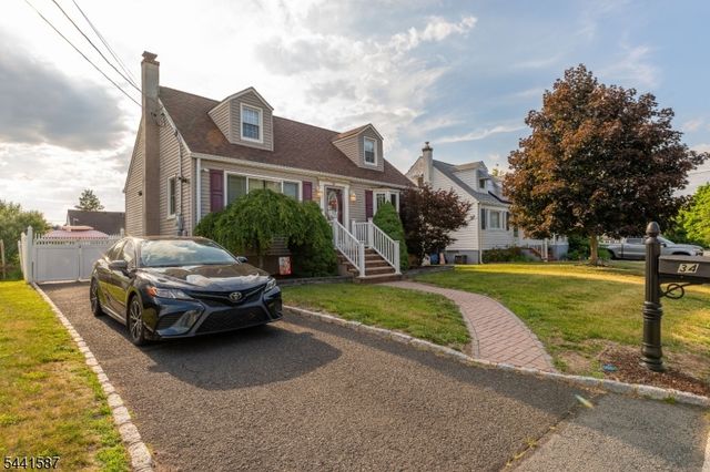 34 Harper St, Piscataway Twp., NJ 08854