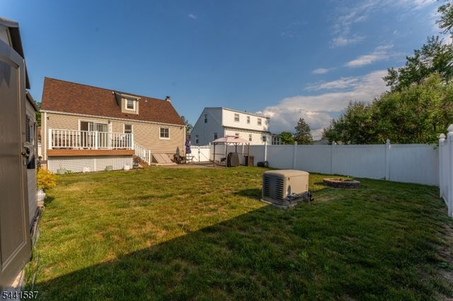 34 Harper St, Piscataway Twp., NJ 08854
