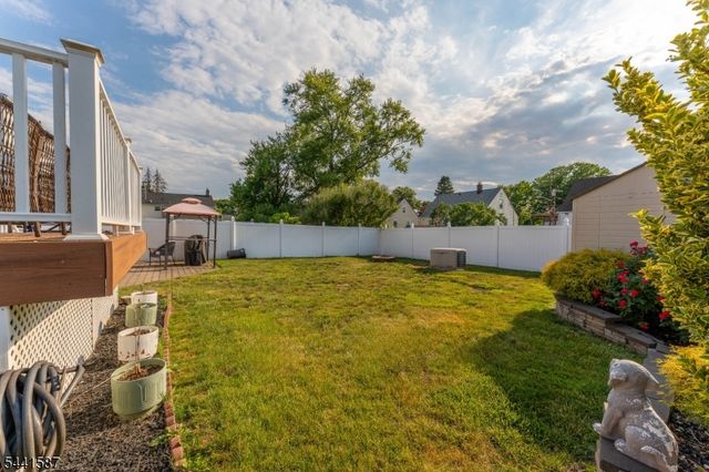 34 Harper St, Piscataway Twp., NJ 08854