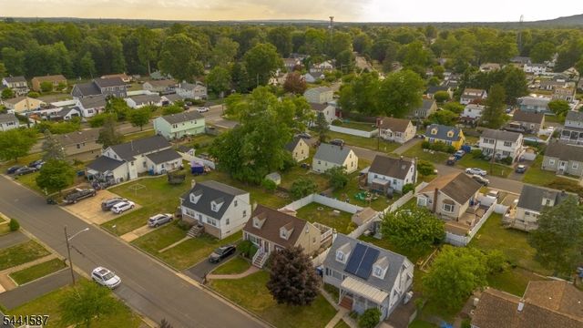 34 Harper St, Piscataway Twp., NJ 08854