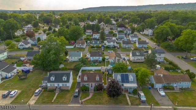 34 Harper St, Piscataway Twp., NJ 08854
