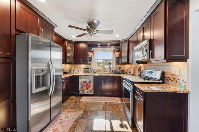 34 Harper St, Piscataway Twp., NJ 08854