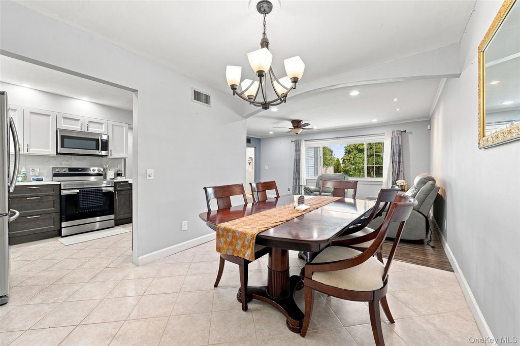 1230 Parkwood Drive, Merrick, NY 11566 — photo 5