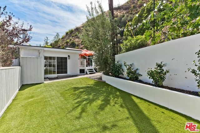 3493 Mandeville Canyon Road, Los Angeles, CA 90049