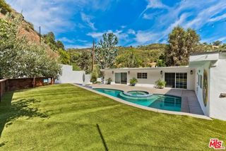 3493 Mandeville Canyon Road, Los Angeles, CA 90049