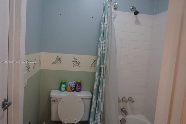 7175 Nova Dr 204, Davie, FL 33317