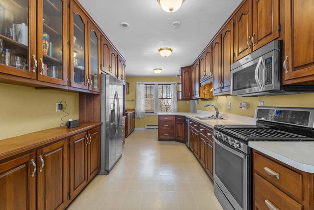 81 N PARK AVENUE, Fond Du Lac, WI 54935