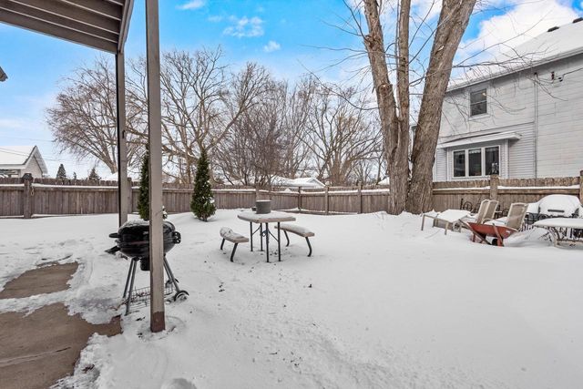 81 N PARK AVENUE, Fond Du Lac, WI 54935