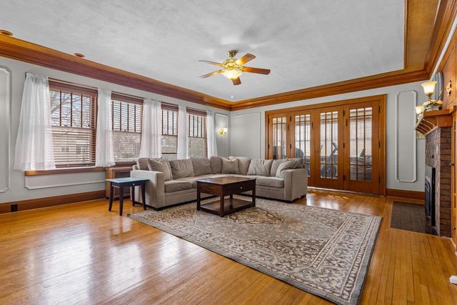 81 N PARK AVENUE, Fond Du Lac, WI 54935