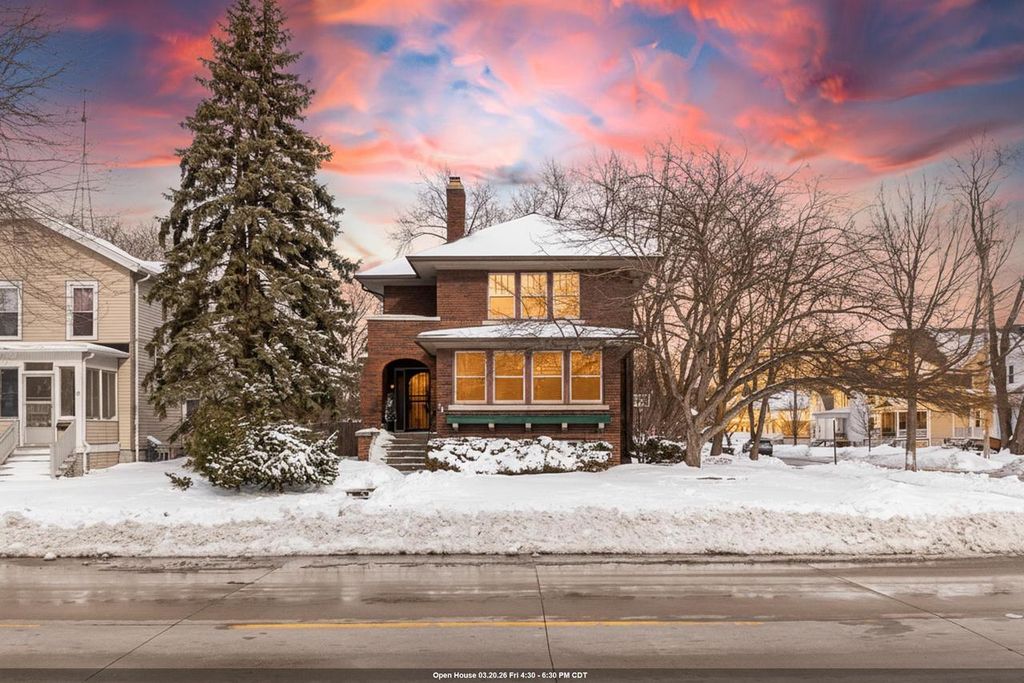 81 N PARK AVENUE, Fond Du Lac, WI 54935