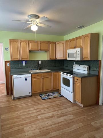 4142 6TH AVENUE N, St Petersburg, FL 33713