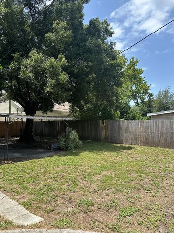 4142 6TH AVENUE N, St Petersburg, FL 33713