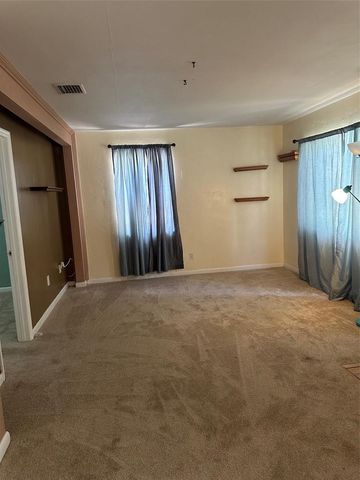 4142 6TH AVENUE N, St Petersburg, FL 33713