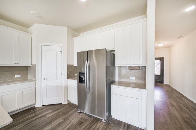 20334 Fossil Valley Lane, Cypress, TX 77433