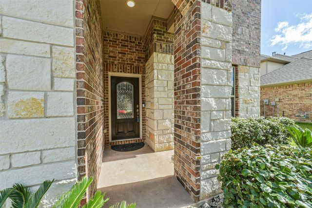 20334 Fossil Valley Lane, Cypress, TX 77433