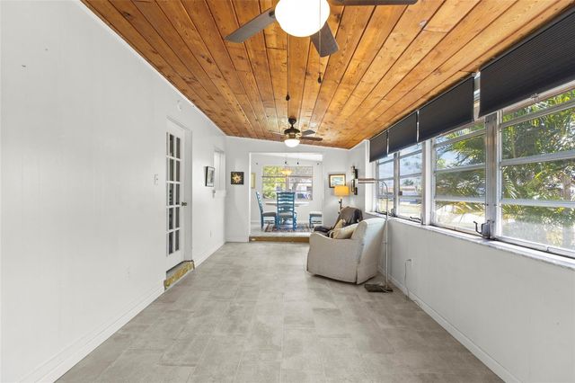 1627 DUNMORE WAY, Sarasota, FL 34231