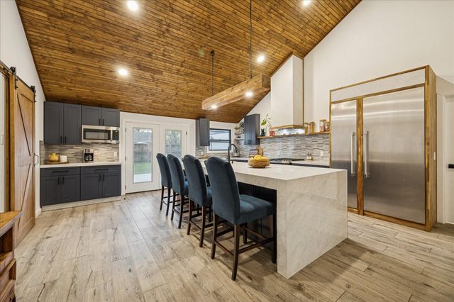 9639 Weatherwood Drive, Houston, TX 77080